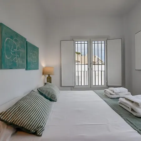 Villa El Paseo - By Almarina